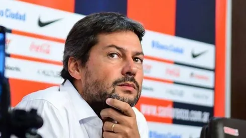 Lammens se confundió de clásico