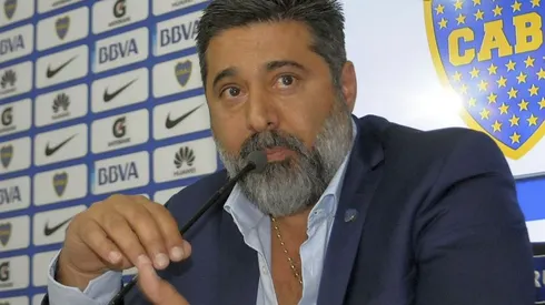 Angelici le respondió al representante de Pavón