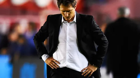 ¿Boca debe ir por un lateral izquierdo?