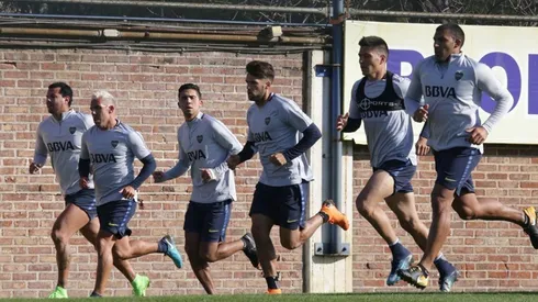 Dos jugadores no viajan a la pretemporada y se irán de Boca