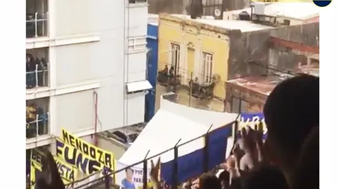 El cantito especial de los hinchas a los vecinos del barrio