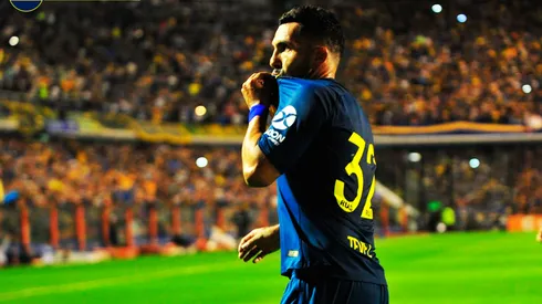 Alfaro llenó de elogios a Tevez