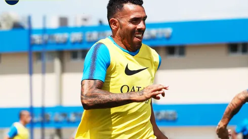 Tevez, al banco: los detalles de su charla con Alfaro