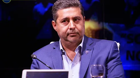 Angelici y un pedido al hincha de Boca