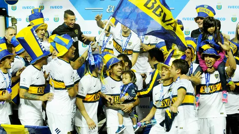 Tevez se reencontró con un excompañero de Boca en Fuerte Apache