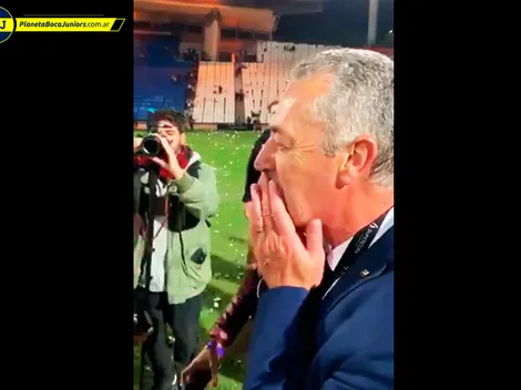 Videollamada de campeón: Alfaro, emocionado en los festejos