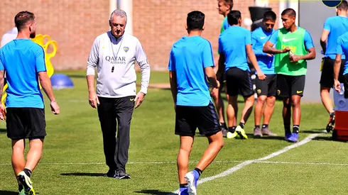 Ya prepara el Superclásico: la agenda que armó Alfaro para el plantel