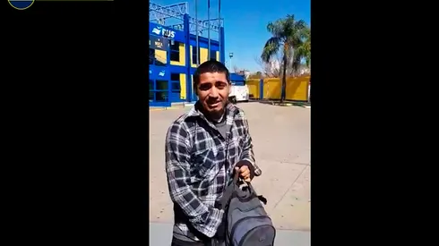 Un hincha se metió al club y le pidió una prueba a Alfaro