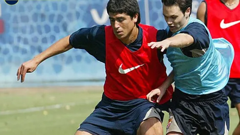 Iniesta quiere estar en la despedida de Riquelme