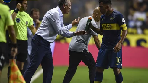 Alfaro apoyó a Tevez