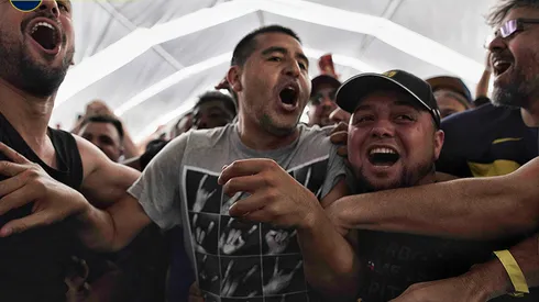 Riquelme, enloquecido con los hinchas