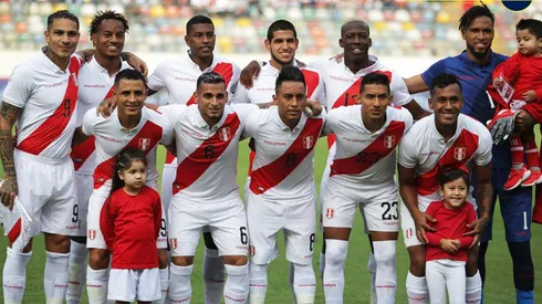 Otro jugador de la selección peruana se interesa por Boca