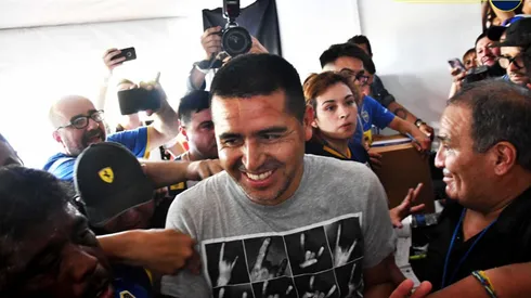 Un hincha le hizo un tema a Riquelme con la melodía de “Soy Sabalero”