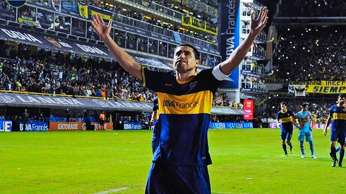 Raúl tiene una camiseta de Boca en su colección