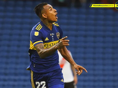 Villa mostró y explicó sus tatuajes