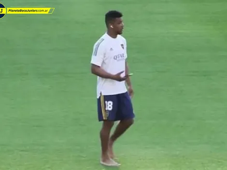 Fabra explicó por qué sale a la cancha descalzo antes de cada partido