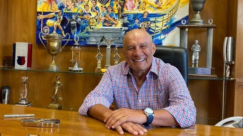 Perotti: "Se perdió la entrega del jugador con la camiseta de Boca"