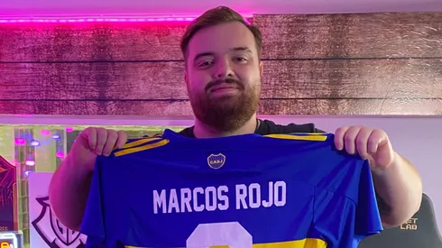 Video: El momento en que Ibai recibe la camiseta de Rojo