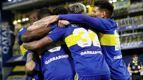 Juega Boca: horario, formación y cómo ver en vivo el partido vs. River