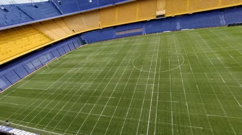 Comenzaron los trabajos en el césped de la Bombonera: ¿Cuándo quedaría lista?