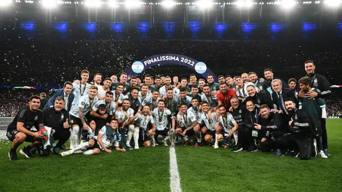 De fiesta: la nueva canción de la Selección Argentina que compartió Paredes