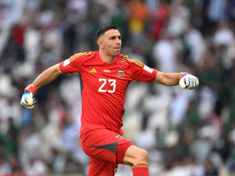 Dibu Martínez, decepcionado por el debut: “Esperábamos jugar como una final y no lo hicimos”