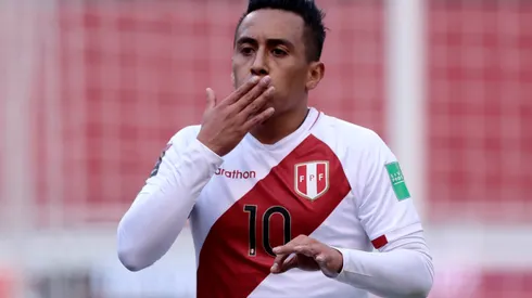 QUITO, ECUADOR – JUNE 08: Christian Cueva of Peru celebrates after scoring the first goal of his team during a match between Ecuador and Peru as part of South American Qualifiers for Qatar 2022 at Rodrigo Paz Delgado Stadium on June 08, 2021 in Quito, Ecuador. (Photo by Franklin Jacome/Getty Images)