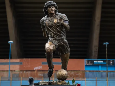 A estar atentos: la estatua de Maradona de Nápoles podría llegar a La Bombonera
