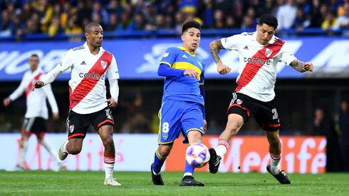 Pol Fernández en el último Superclásico. Se jugarían dos Boca-River en pocos días.