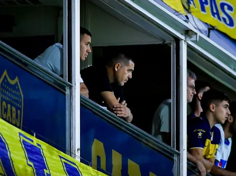 Visita en La Bombonera: Riquelme intercambió camisetas con un club europeo