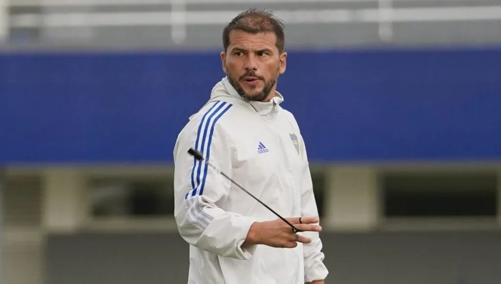 Mariano Herrón volverá a asumir como entrenador interino. Sus objetivos será clasificar a Boca a la Copa Libertadores 2024 y ganar la Copa Argentina.