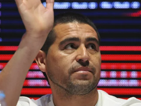 ¿Riquelme presidente? El sorpresivo pasacalles que apareció en Casa Amarilla