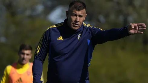 El detalle del día a día de Almirón. (Prensa CABJ)