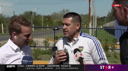 Riquelme se enojó con la prensa.