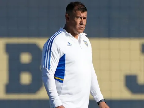 ¿Un nuevo caso Advíncula? Almirón le cambió la posición a otro jugador titular