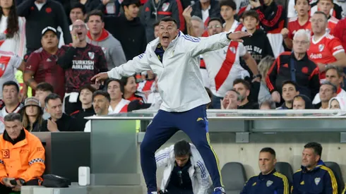 Almirón recibió la advertencia (Getty)