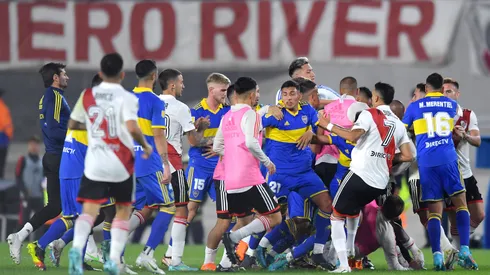 Las sanciones para los expulsados del Superclásico. Foto: Getty