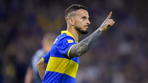 Darío Benedetto negó su salida de Boca.