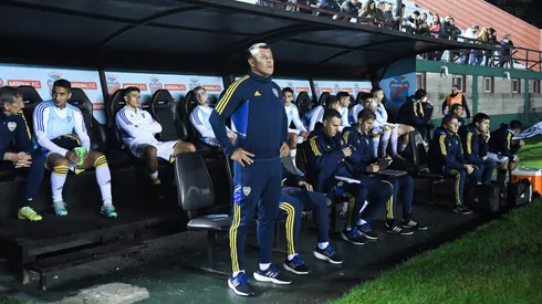 El DT de Boca, al frente del barco. Foto: Getty