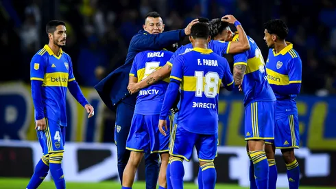 Almirón y los jugadores. Foto: Getty