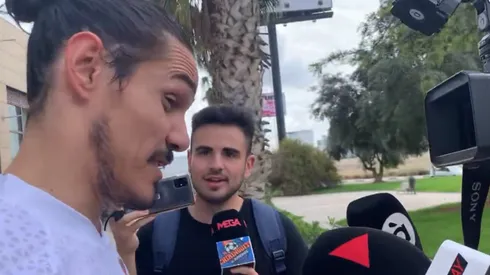 Cavani habló tras llegar a España.