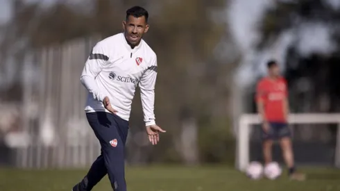 Tevez, nuevo DT del Rojo. Foto: @caindependiente