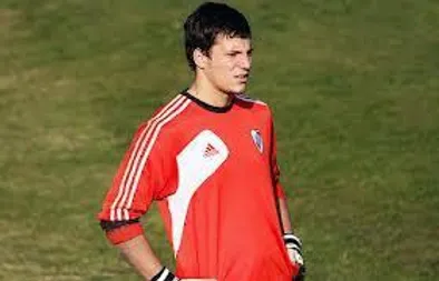 Gaspar Servio en River Plate.