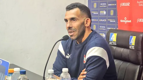 El enojo de Tevez en conferencia de prensa. Foto: Independiente Oficial