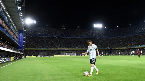 El 10 en La Bombonera (Getty)