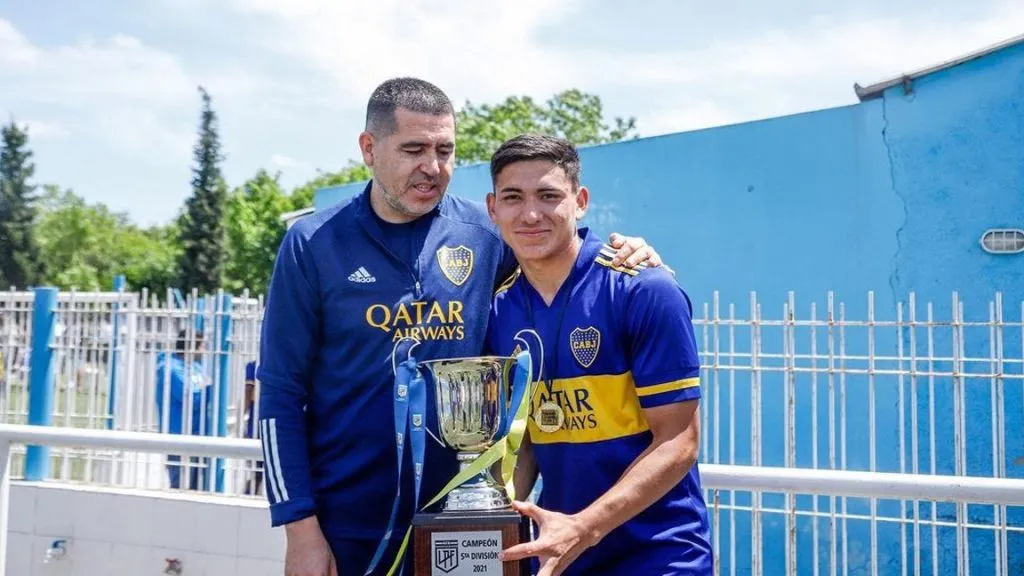 Nahuel Génez, lateral de la reserva, la alternativa que proponen los hinchas (Foto: Twitter)