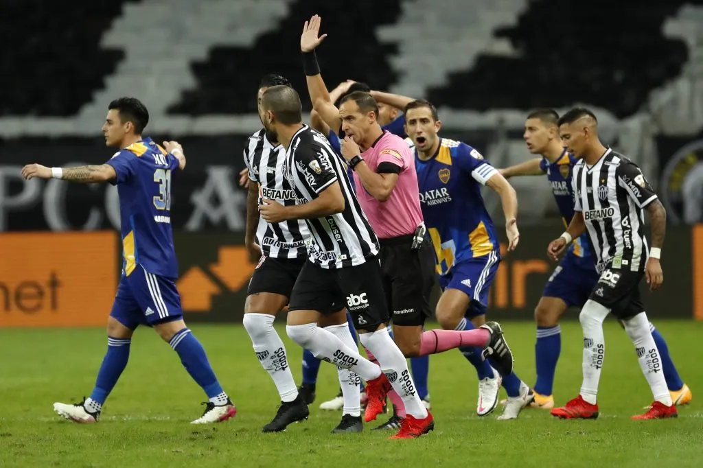 Gol de Marcelo Weigandt anulado por el VAR en Boca vs. Atlético Mineiro (Getty Images)