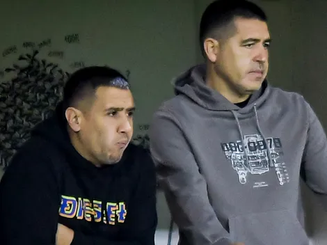 Se calientan las elecciones en Boca: carteles contra Riquelme y su hermano en La Bombonera