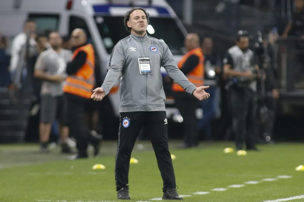 Argentinos Juniors fue el último club que dirigió Gabriel Milito. (Getty)