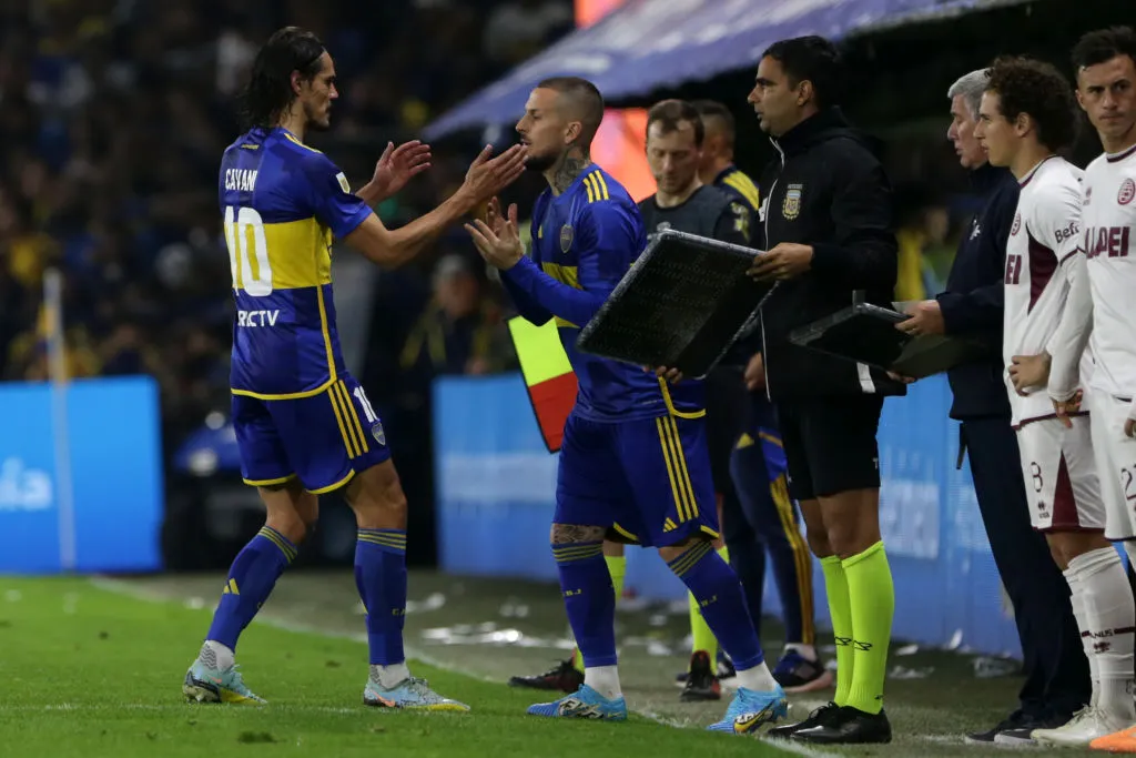 Cavani y Benedetto compartieron poco tiempo en cancha. Foto: Getty